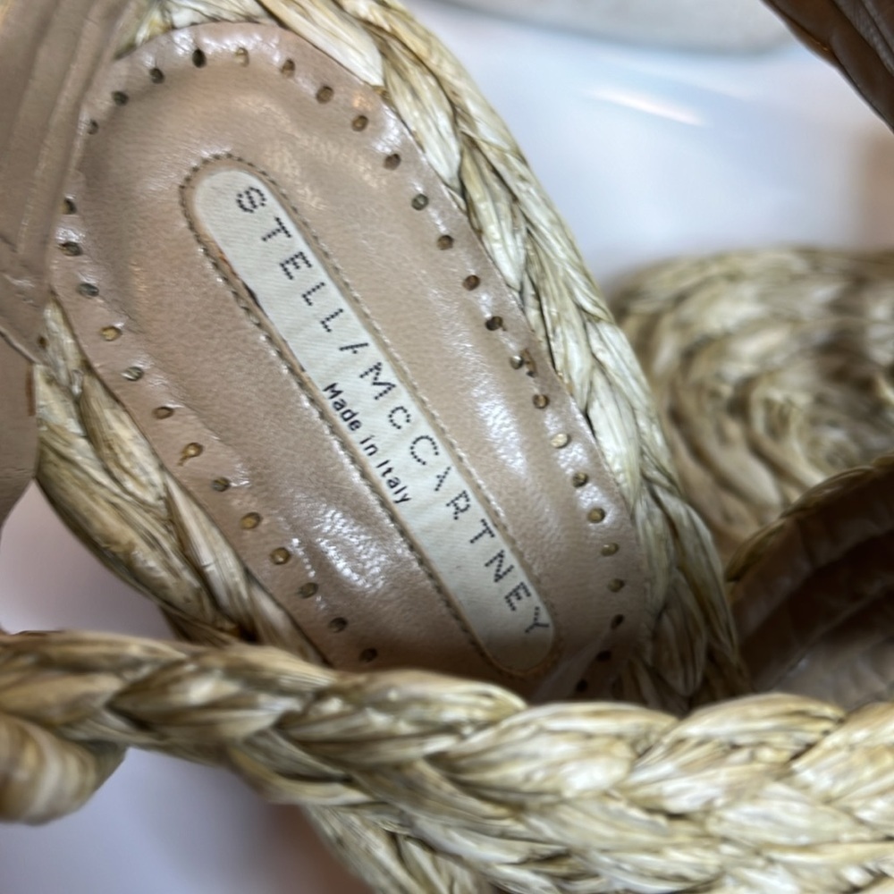 *💚♻️HOST PICK♻️🎉STELLA MCCARTNEY RAFFIA VINTAGE HEELS - Picture 2 of 11